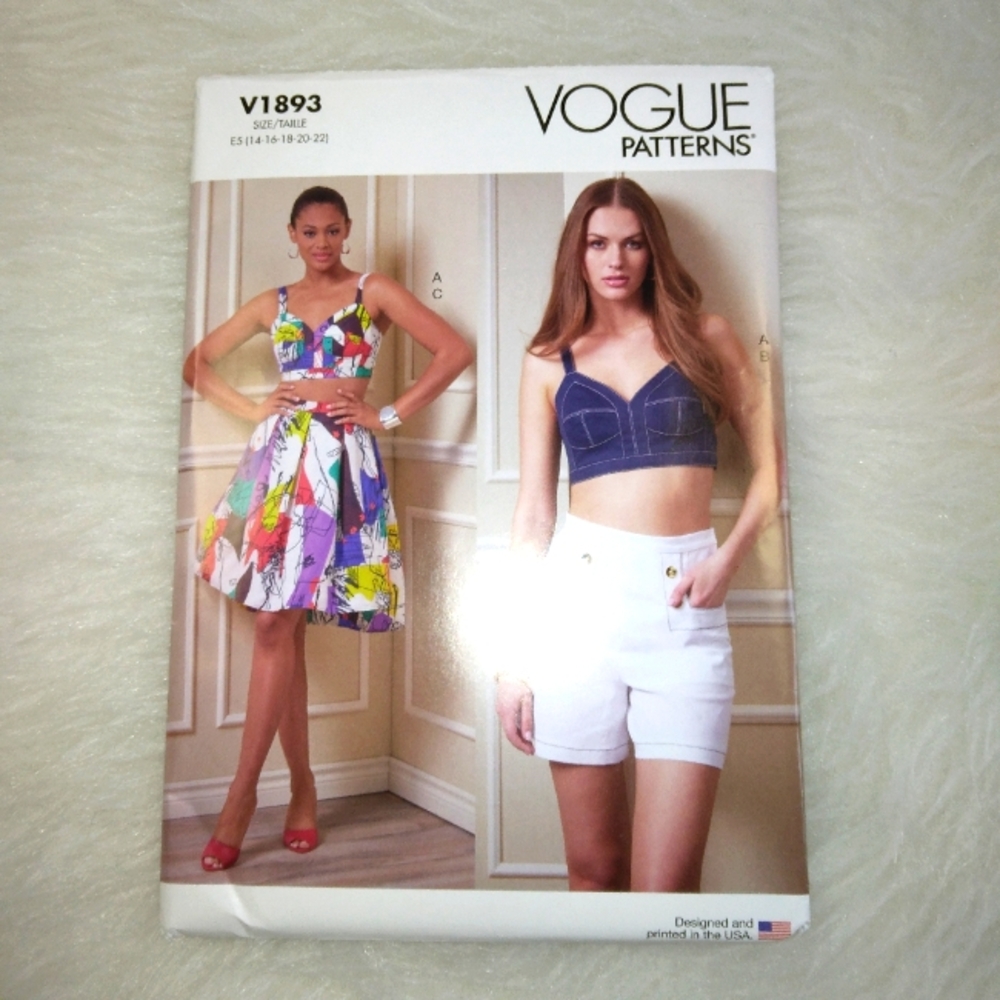 VOGUE V1893 Sz 14-22 Misses Bra Top, Close Fitting Hi-waist Shorts Pleated Skirt